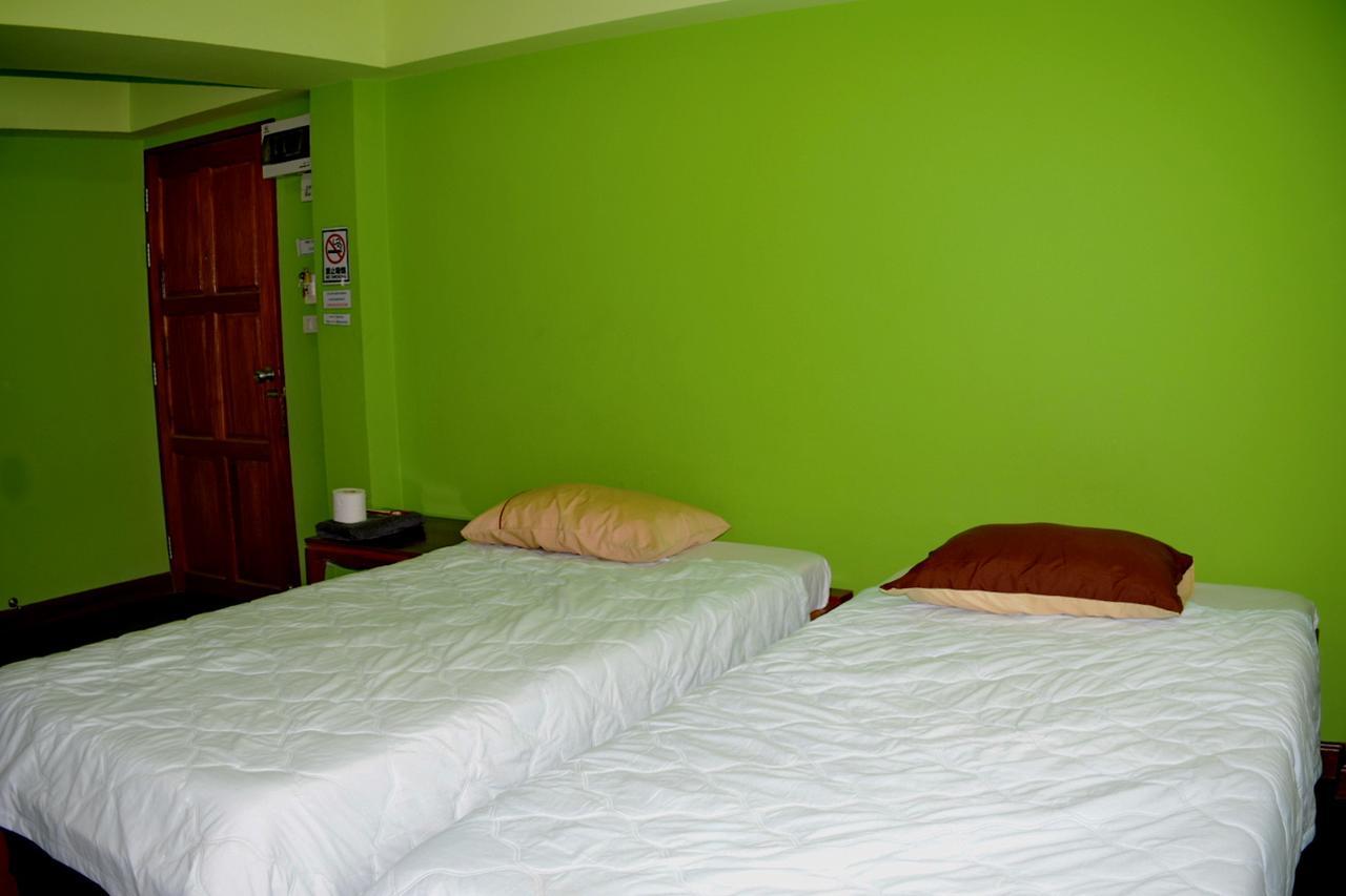 Room To Let Chiang Mai Esterno foto