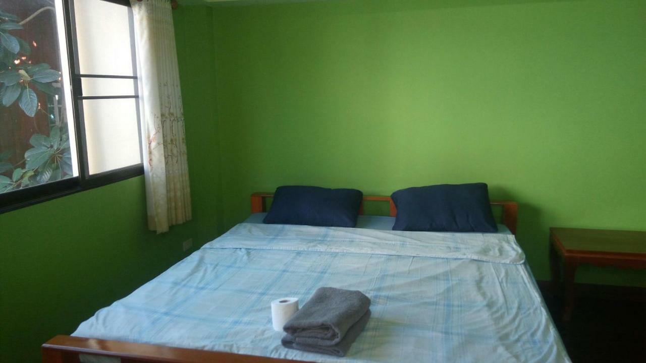 Room To Let Chiang Mai Esterno foto